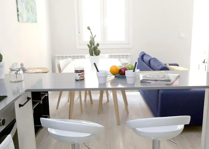 El Rincon De La Merced 1 Con Terraza Y Aire Acondicionado לוגרוניו